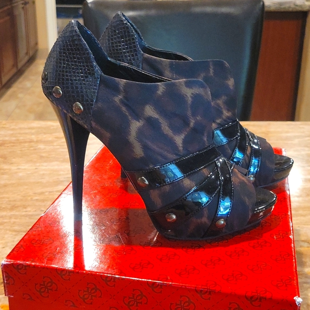 Guess Brand Leopard Print Heels Size 7, Vintage - image 3
